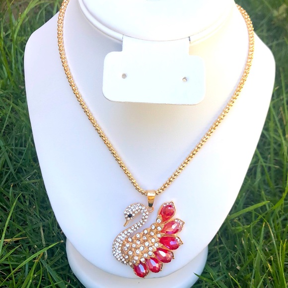 Betsey Johnson Jewelry - Swan betsey johnson rhinestone enamel necklace hot pink